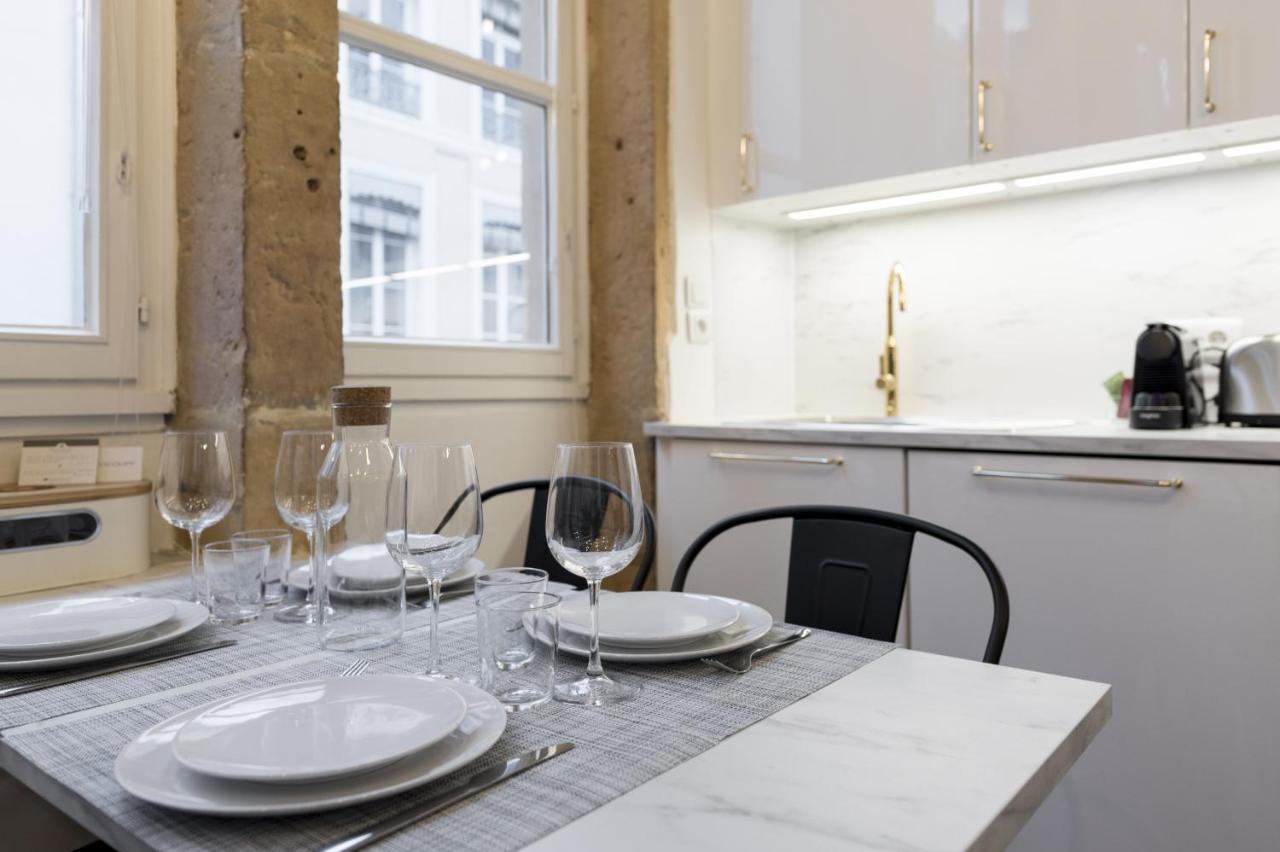 Dify Quatre Chapeaux - Centre Ville Lyon Ngoại thất bức ảnh